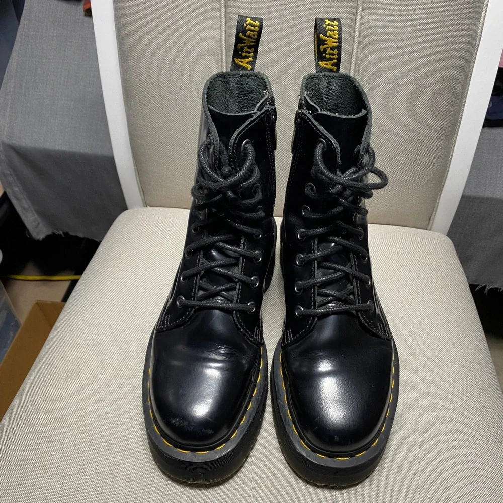 Dr.‎ Martens Jadon Platform Boots Mens 6 Black Leather 8 Eye Zip Up Quad Sole
